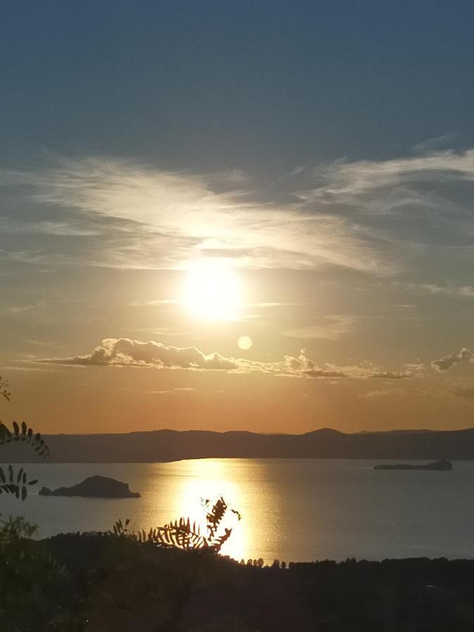 Appartamento A Marta Nel Lago Di Bolsena Dış mekan fotoğraf